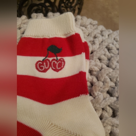 Gucci Red and White Knitted Ankle Socks With Cherries 🍒 - Picture 4 of 6
